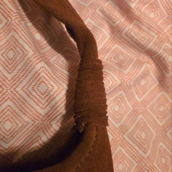 NWOT~Margot Luxe 100% genuine Suede Shoulder Bag~NEW - Picture 6 of 8